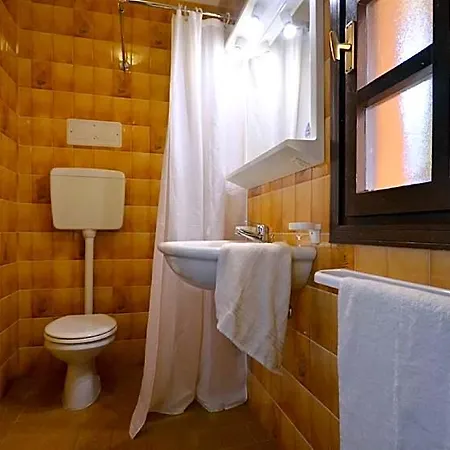 Hotel Stylish With Private Garden In A Quiet Area By Beahost